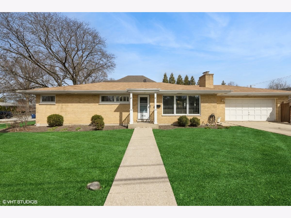  Rented Western Springs Illinois, 3951 Forest