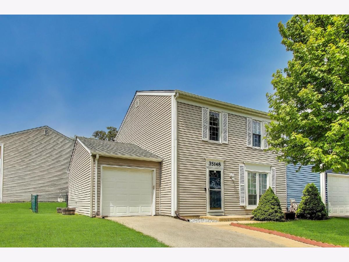 Townhomes Sold Edgebrook Warrenville Illinois, 3S148 Briarwood