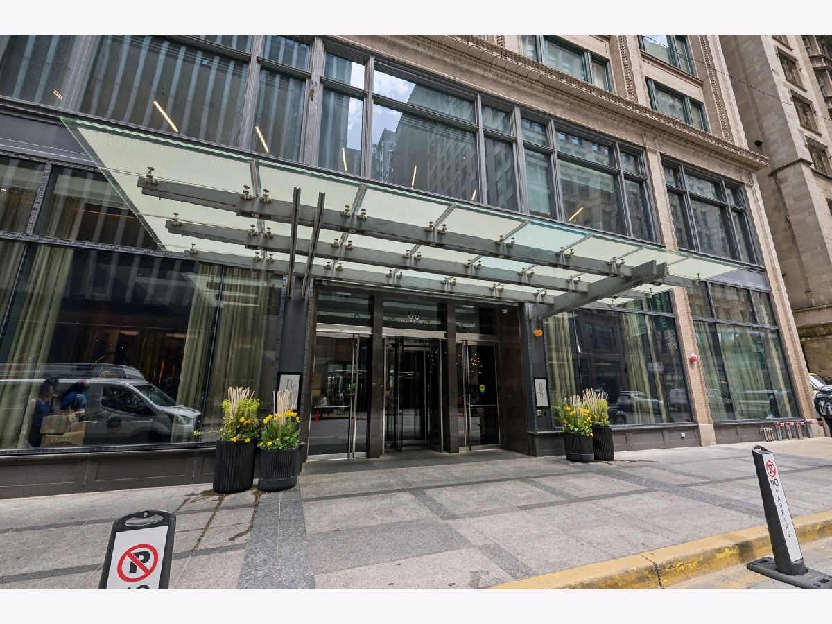 Condominiums For Sale The Legacy At Millennium Park Chicago Illinois, 60 Monroe Street