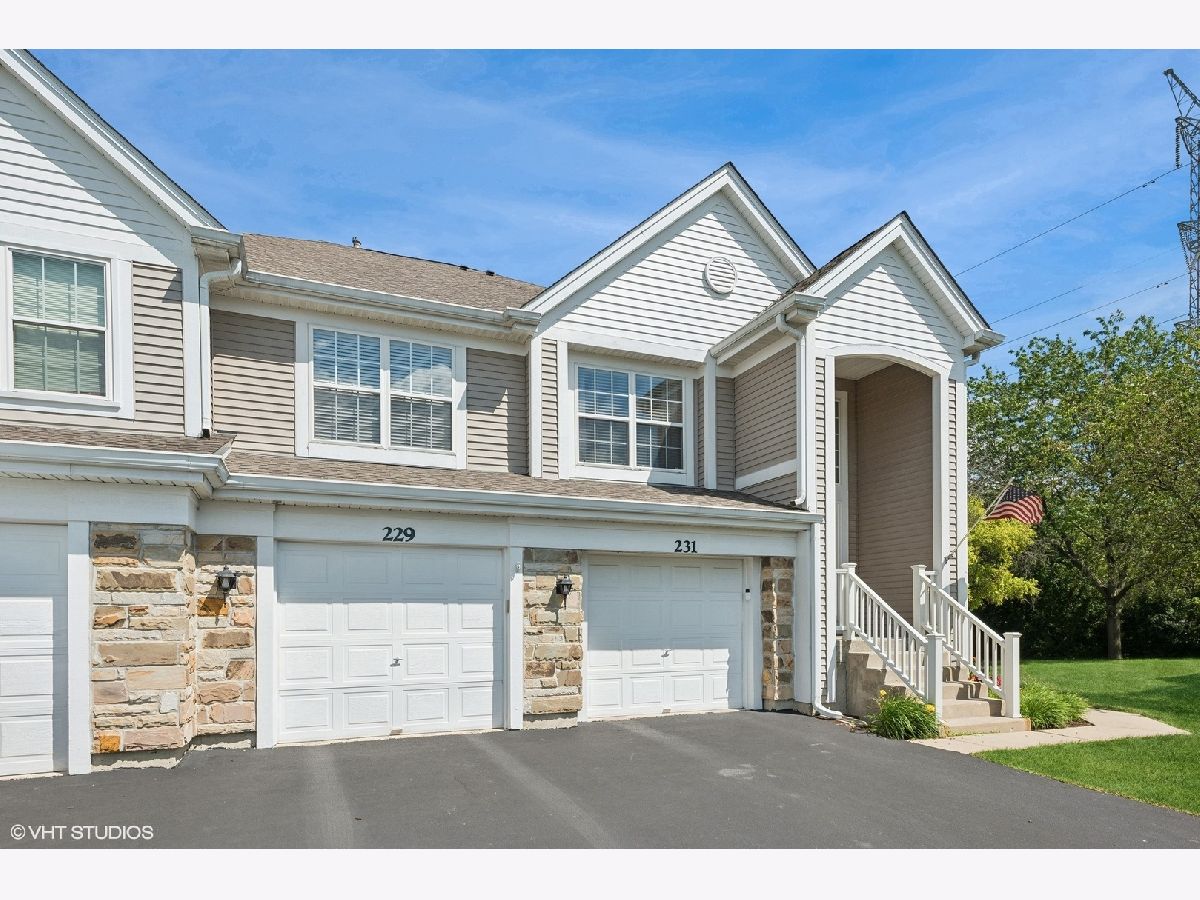 Townhomes & Condos Sold Concord Pointe Carol Stream Illinois, 229 Concord