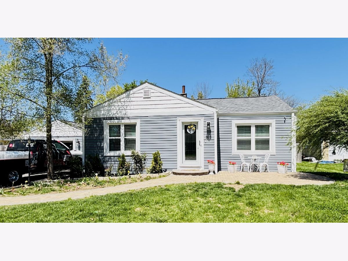 Homes For Sale Hubbard Woods Wauconda Illinois, 321 Lewis Avenue