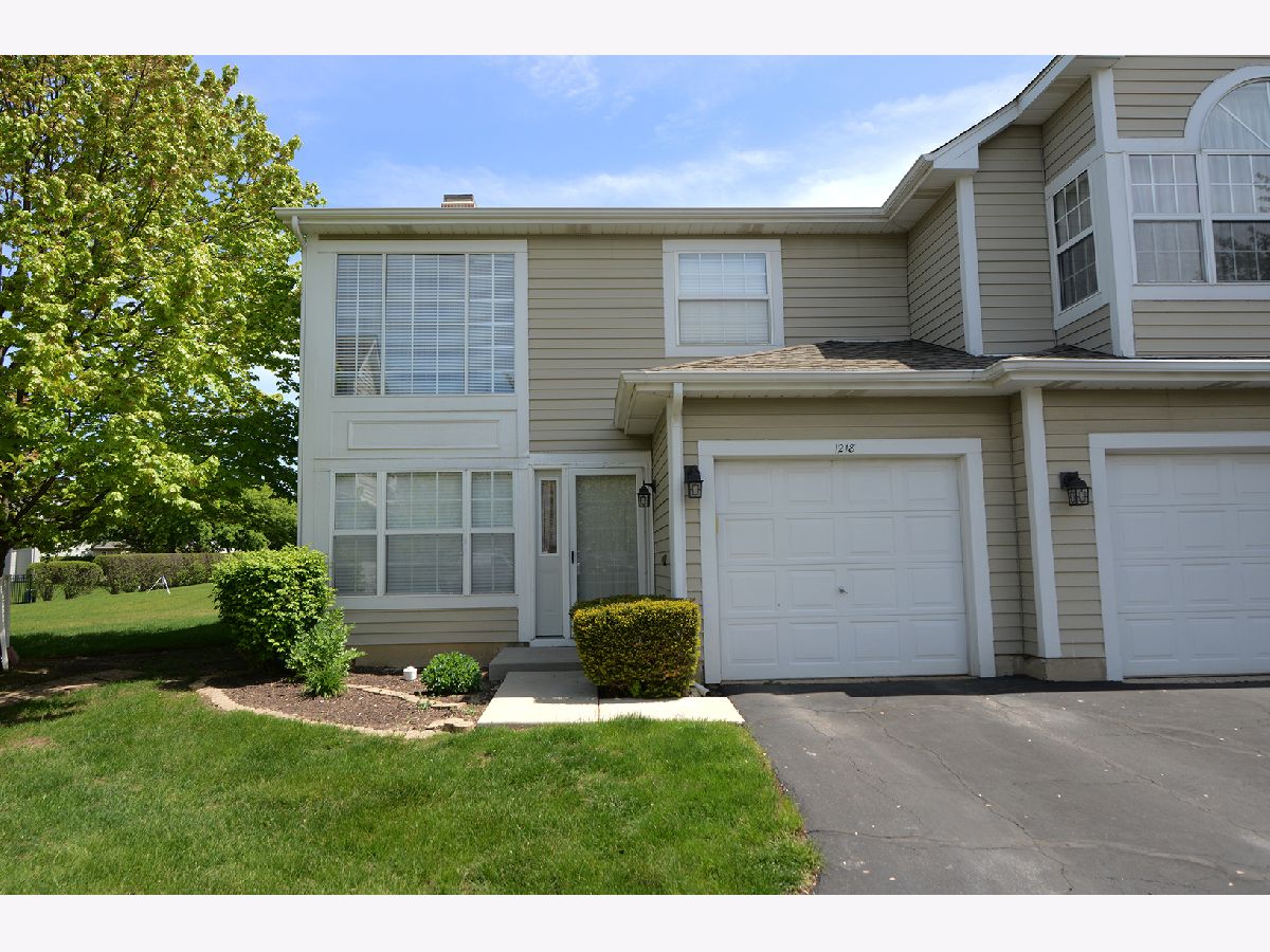 Homes & Townhomes Sold Country Place Bartlett Illinois, 1218 Dunamon