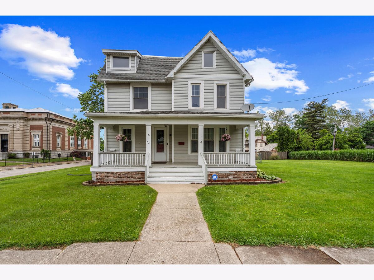  Sold Paris Illinois, 201 Court