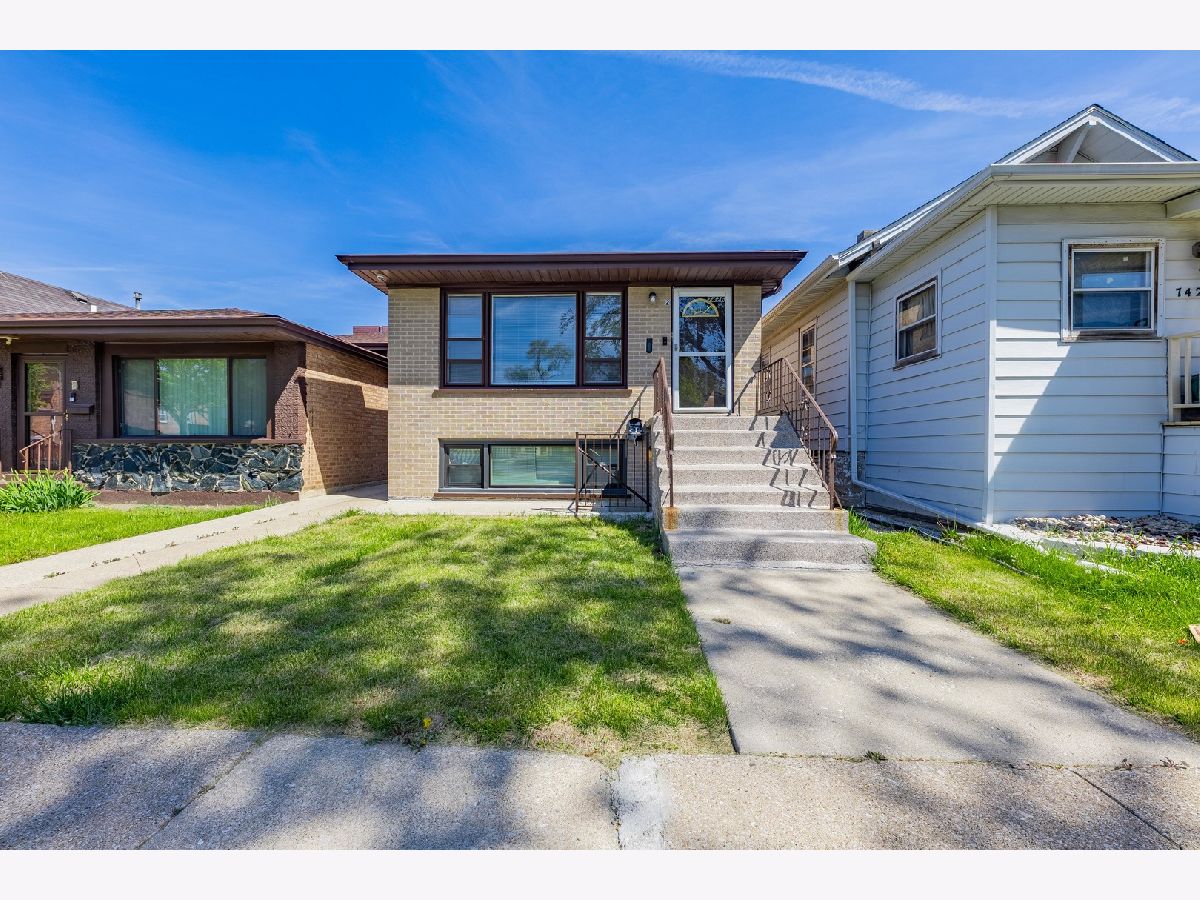 Sold Summit Illinois, 7426 64th