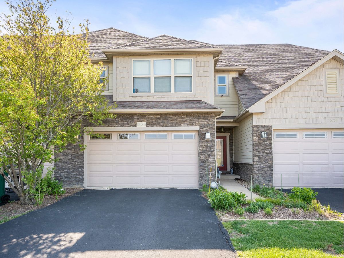  Rented Manhattan Illinois, 15749 Crobally