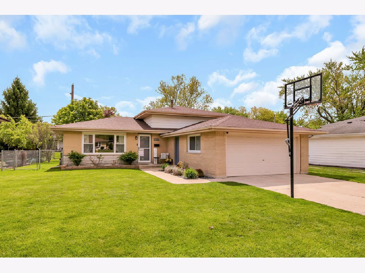 Homes Sold Tinley Heights Tinley Park Illinois, 16731 Oleander