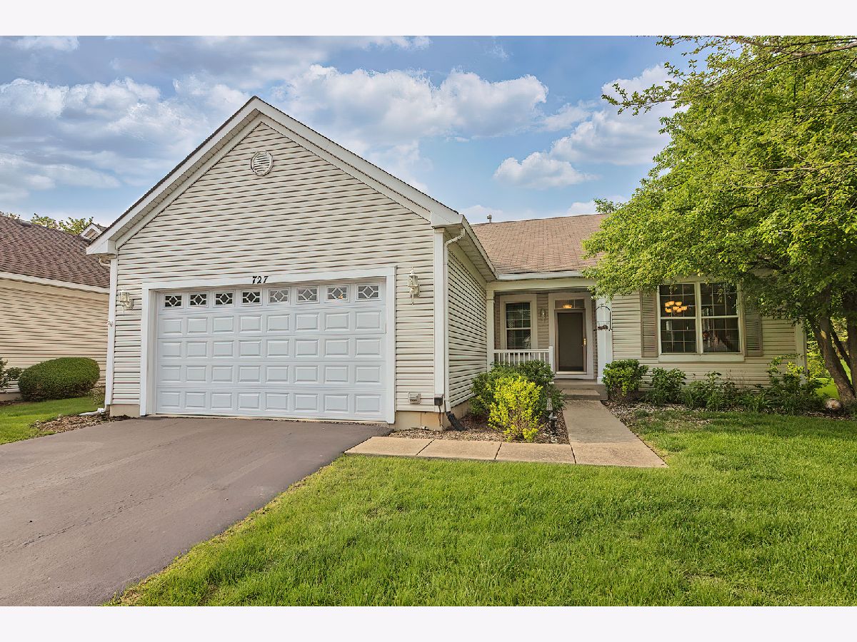 Homes & Townhomes Sold Grand Haven Romeoville Illinois, 727 Pentwater