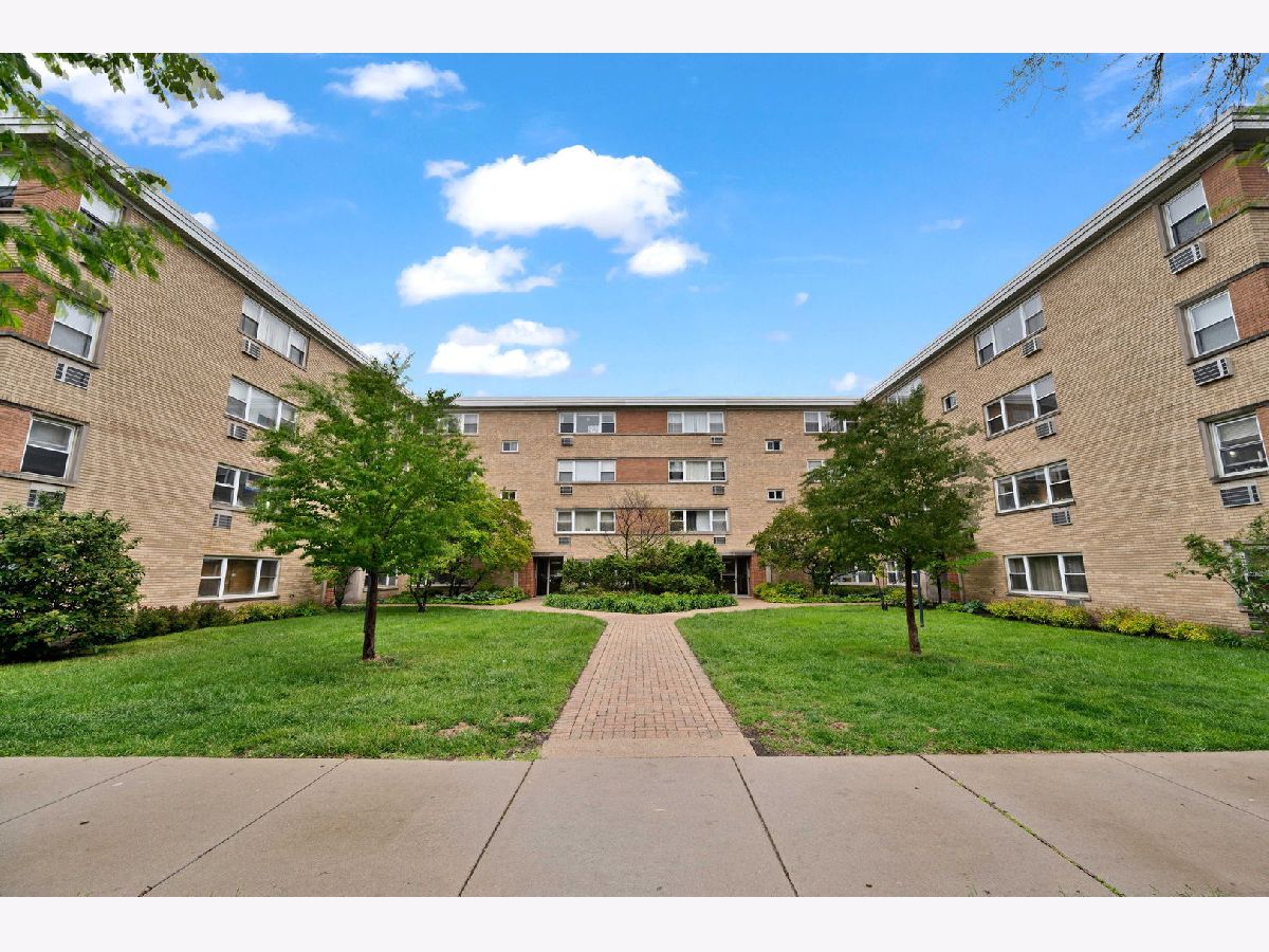 Condominiums Sold Ridge Pointe Condos Chicago Illinois, 7435 Ridge