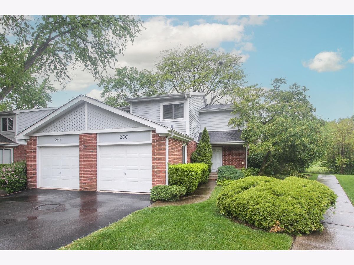 Townhomes Sold Golfview Commons Palatine Illinois, 260 Golfview