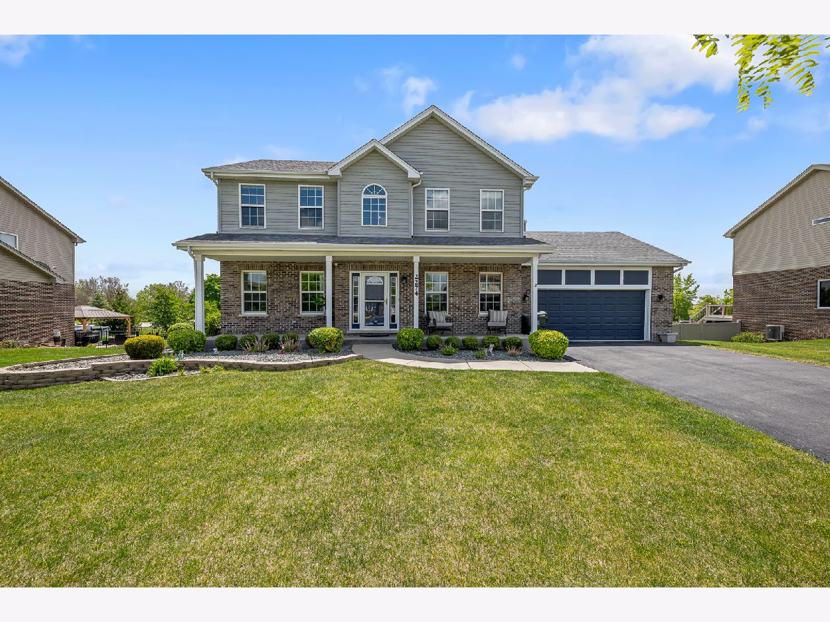 Homes & Condos & Townhomes Sold Heather Glen New Lenox Illinois, 2274 Scotsglen