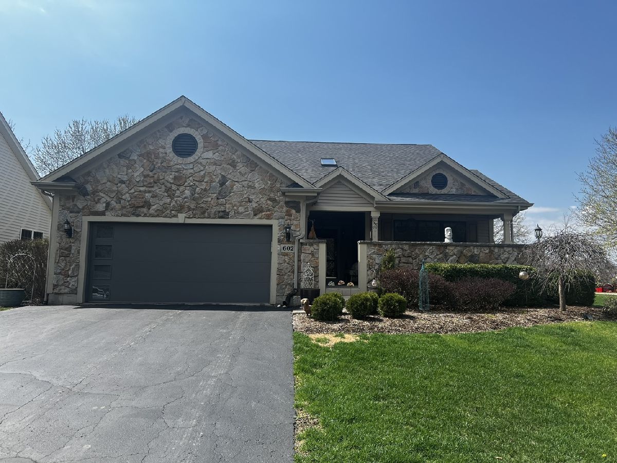  Sold Crystal Lake Illinois, 602 Larium