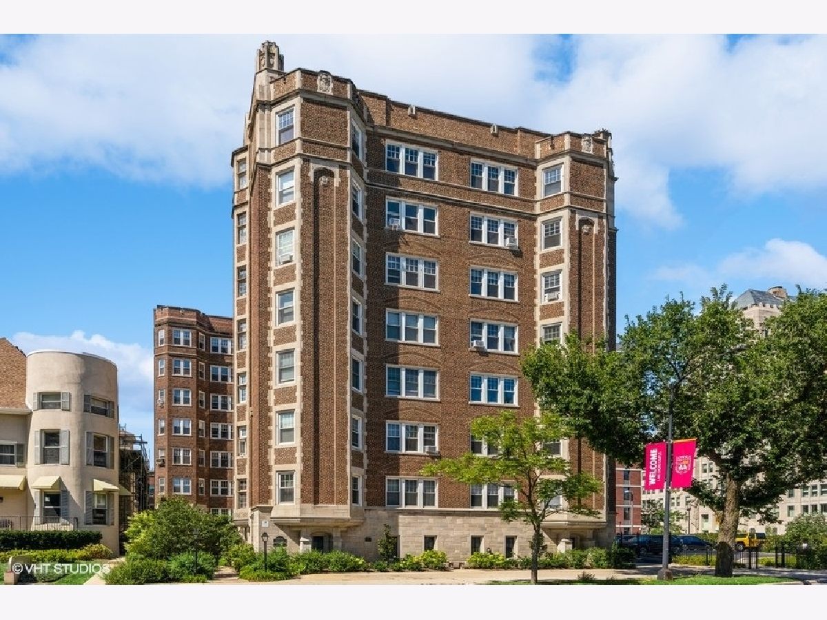 Condos & Townhomes Rented Edgewater Beach Apts. Chicago Illinois, 6334 Sheridan