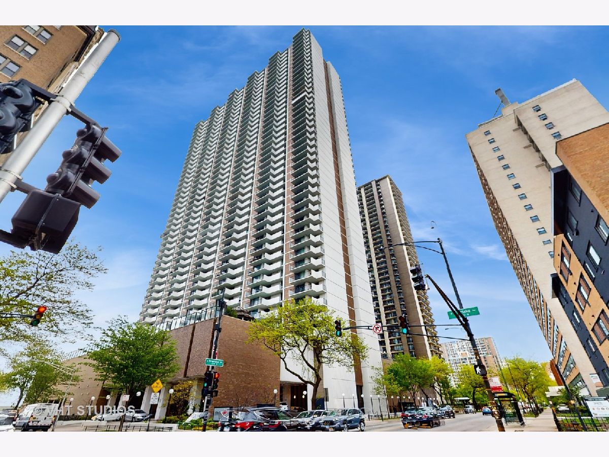 Condominiums Sold Malibu East Chicago Illinois, 6033 Sheridan