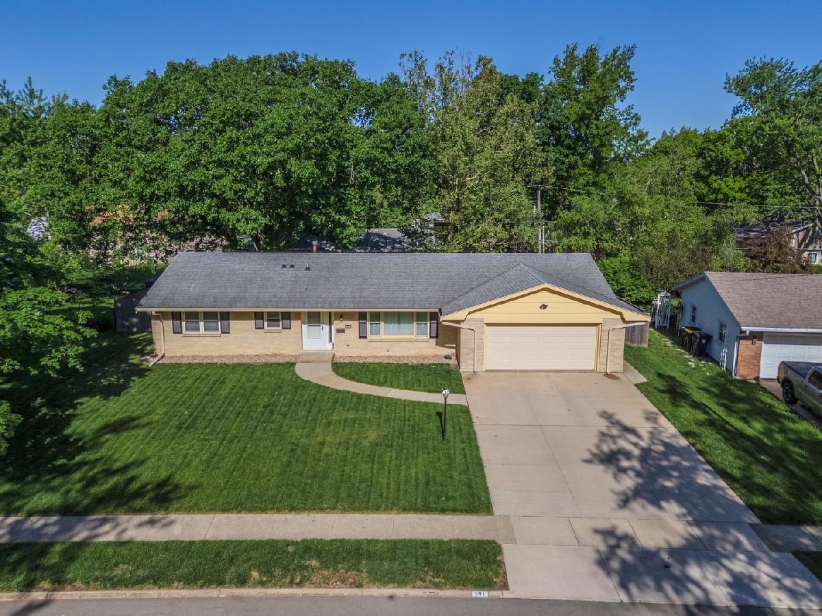 Homes & Condos & Townhomes Sold Pleasant Hills Normal Illinois, 501 Blair