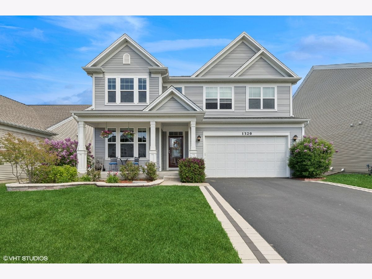 Homes Sold Orchard Meadows Mundelein Illinois, 1329 Courtland