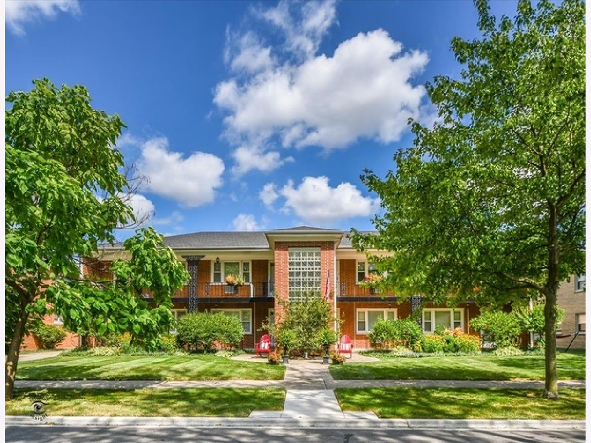 Rented La Grange Park Illinois, 1427 Homestead