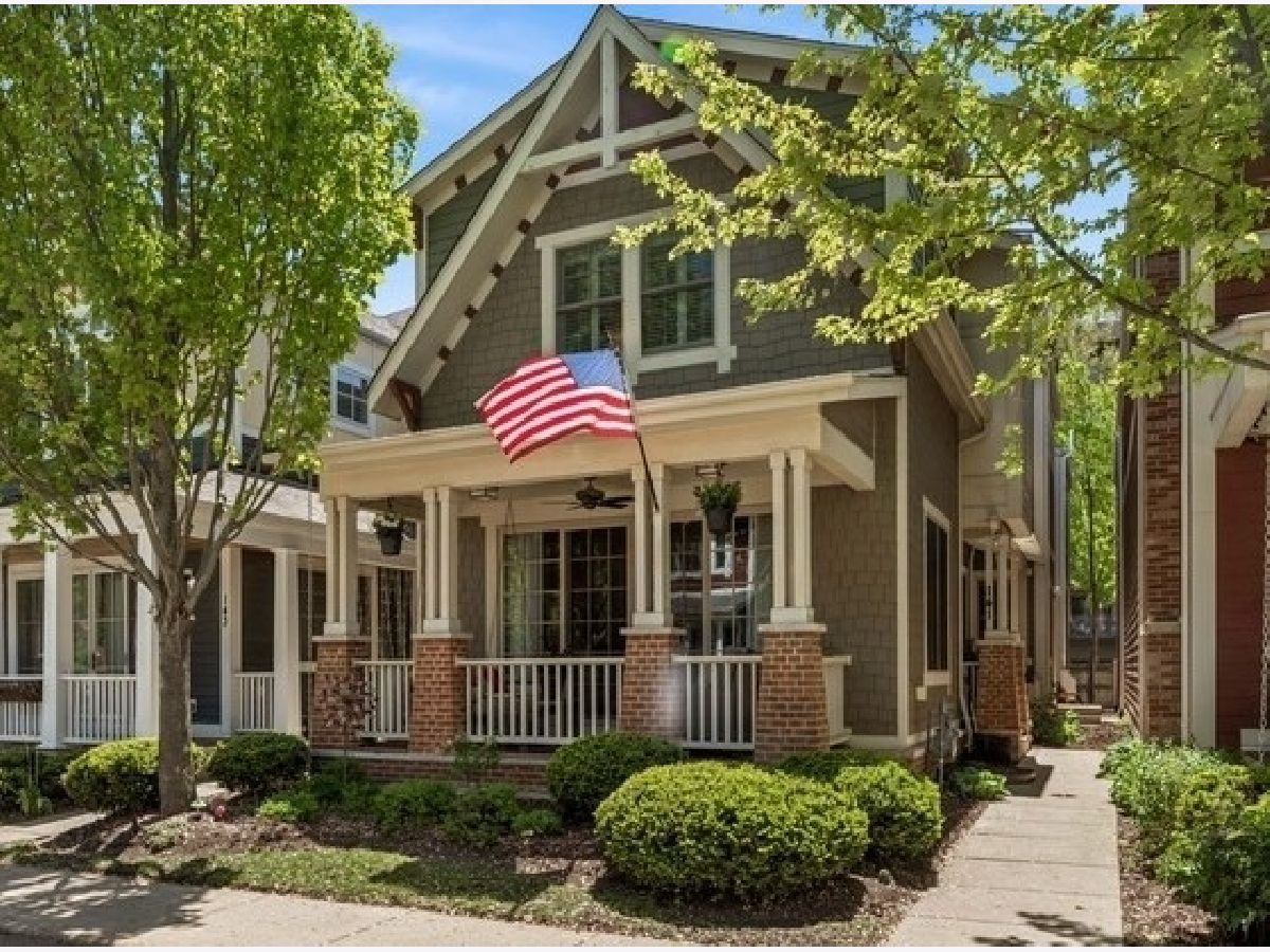 Condos & Townhomes & Homes Sold School Street Libertyville Illinois, 141 School