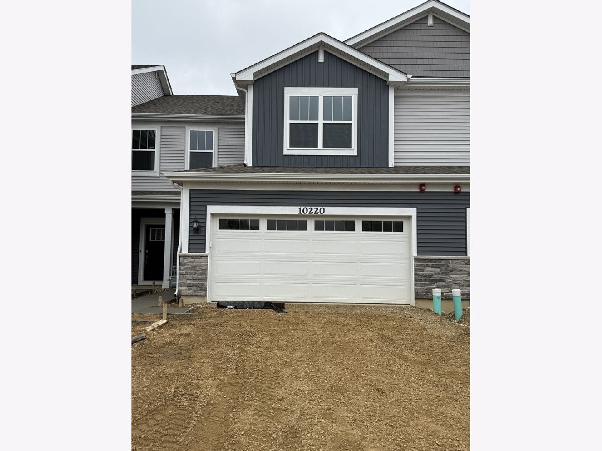 Homes & Townhomes Rented Talamore Huntley Illinois, 10220 Mcmahon