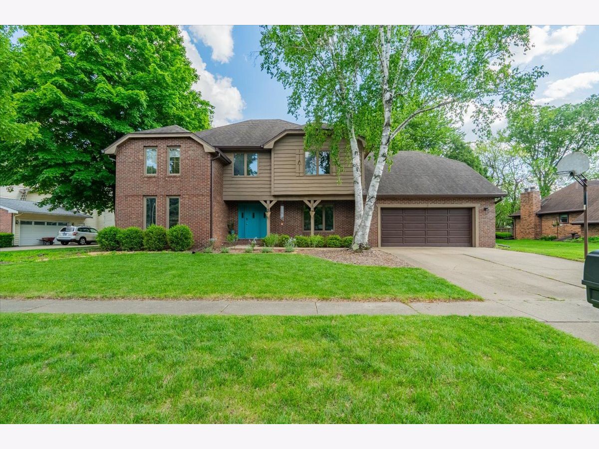 Homes Sold Pinebach Bloomington Illinois, 6 Jill