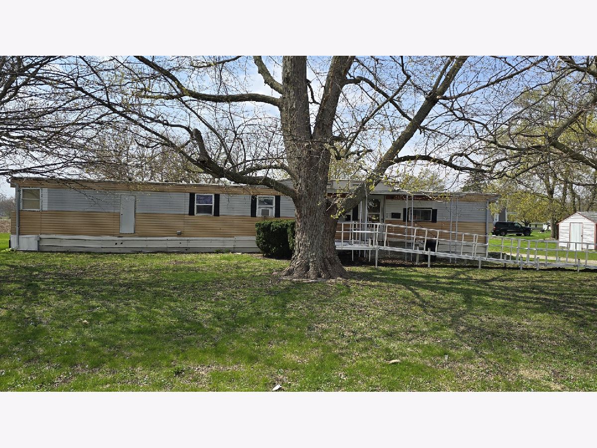  Sold Sheldon Illinois, 1745 3000 E