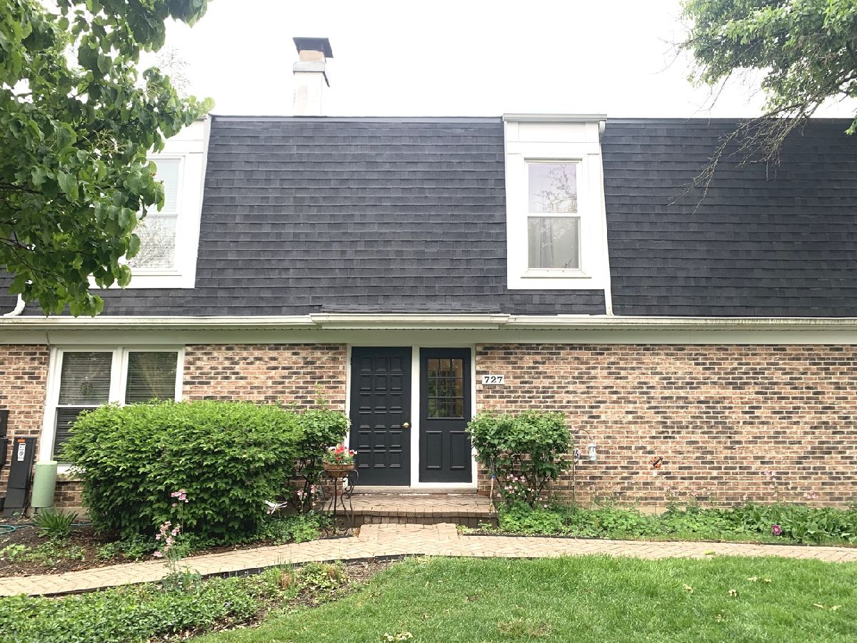 Condos & Townhomes Rented Cambridge Square Libertyville Illinois, 727 Garfield