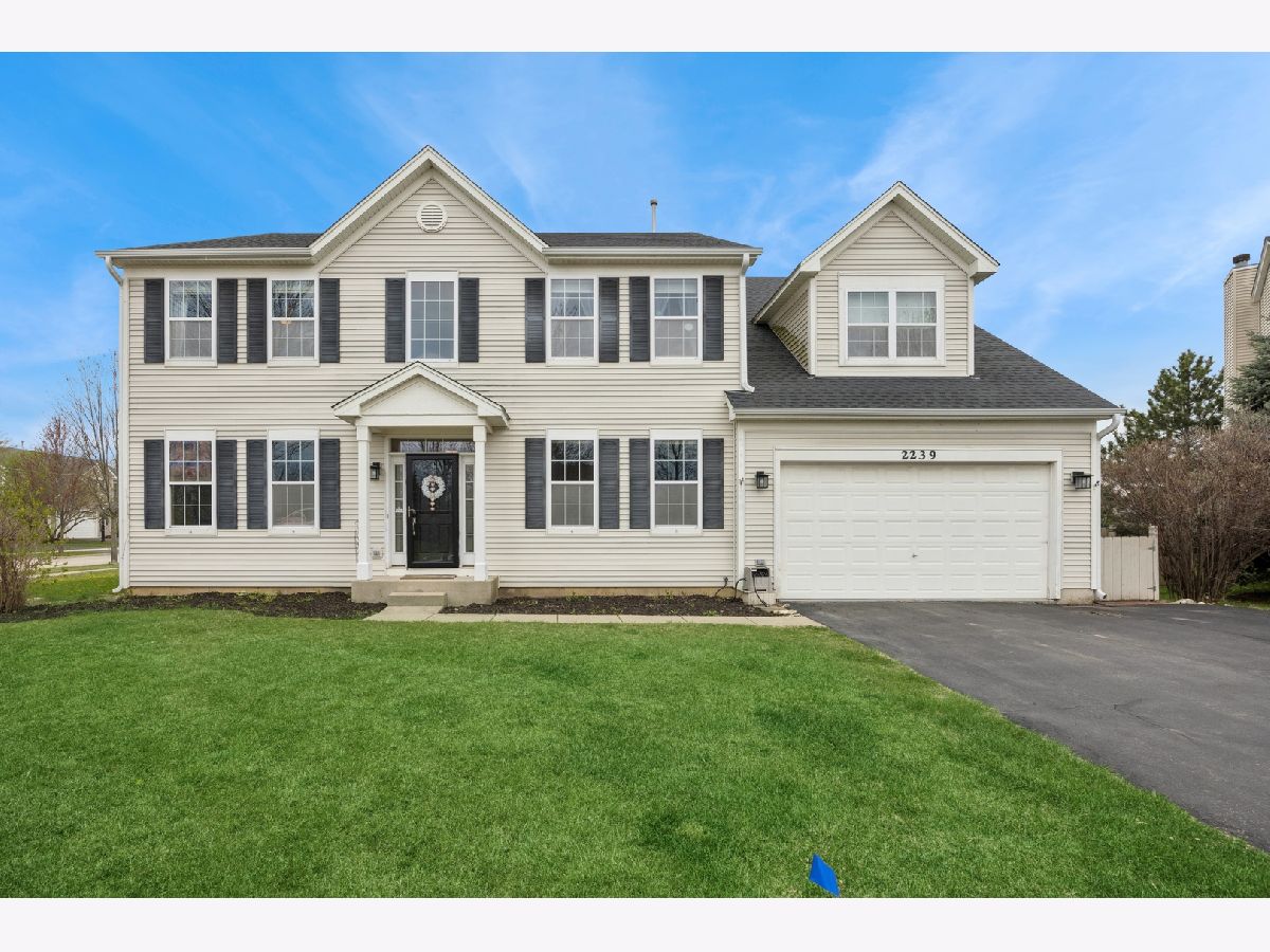 Homes & Townhomes Sold Liberty Lakes Wauconda Illinois, 2239 Green Glade