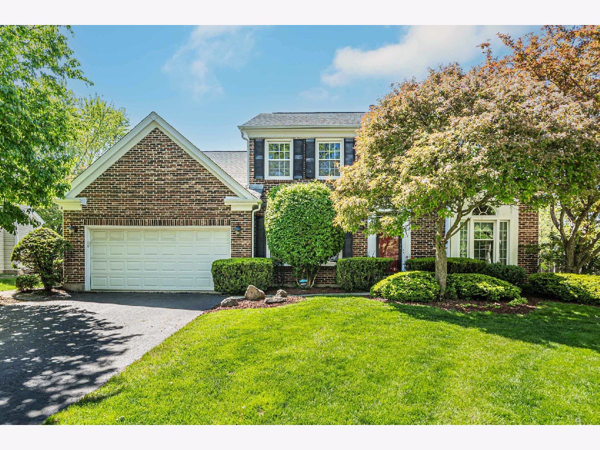 Homes & Townhomes & Condos Sold Old Farm Village Buffalo Grove Illinois, 1386 Berkley