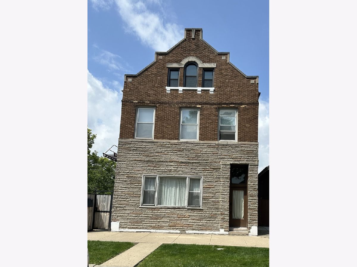  Rented Chicago Illinois, 5342 Fairfield