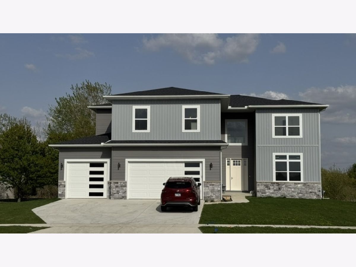 Homes & Condos & Townhomes Sold Franklin Heights Normal Illinois, 3730 Renaissance