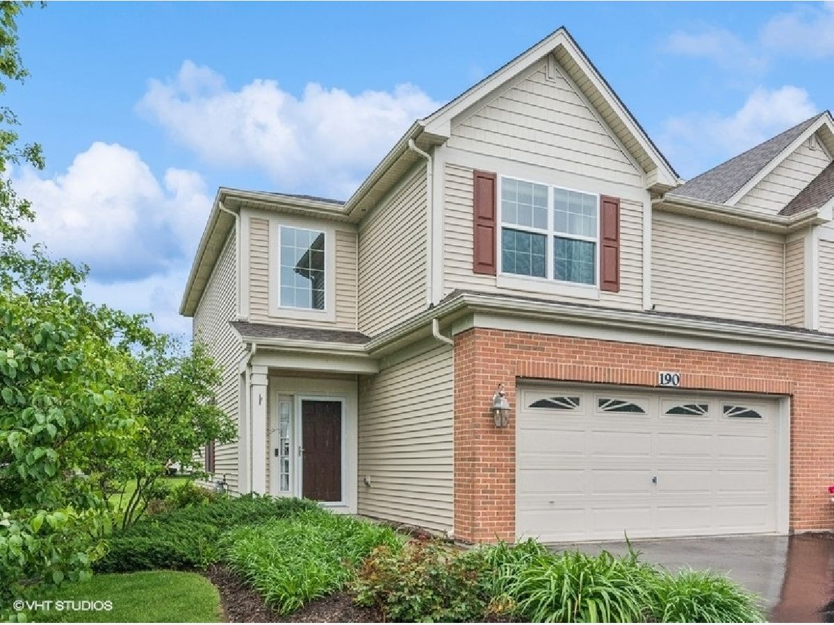 Townhomes Sold Remington Glen St Charles Illinois, 190 Birch