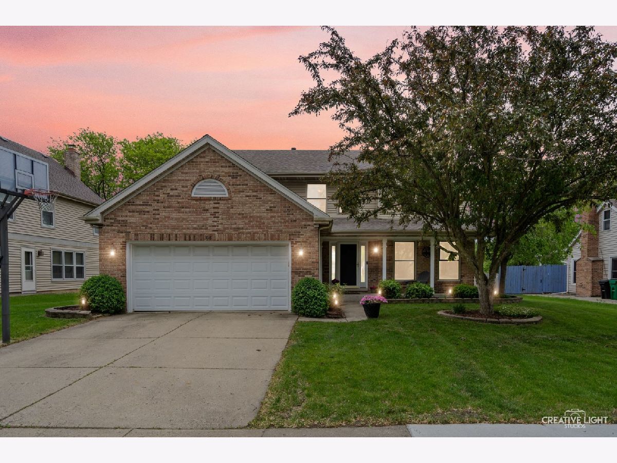 Homes Sold Bloomfield Hills Bloomingdale Illinois, 308 Woodside