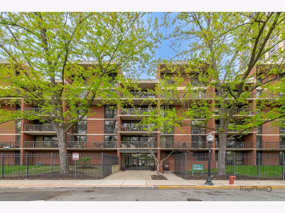 Condos & Townhomes Sold South Commons Chicago Illinois, 3021 Michigan