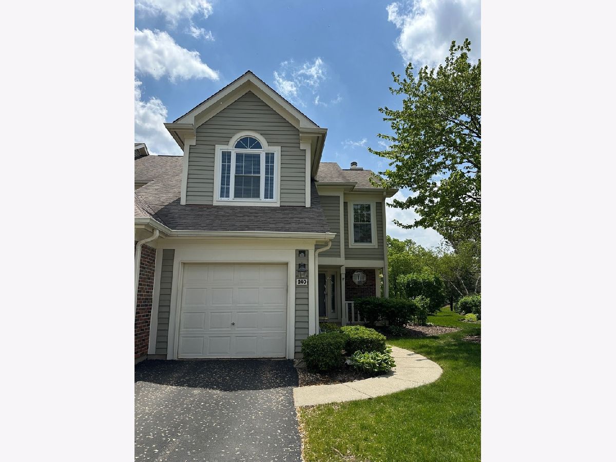 Townhomes & Homes Rented Haverford Schaumburg Illinois, 240 Steeplechase