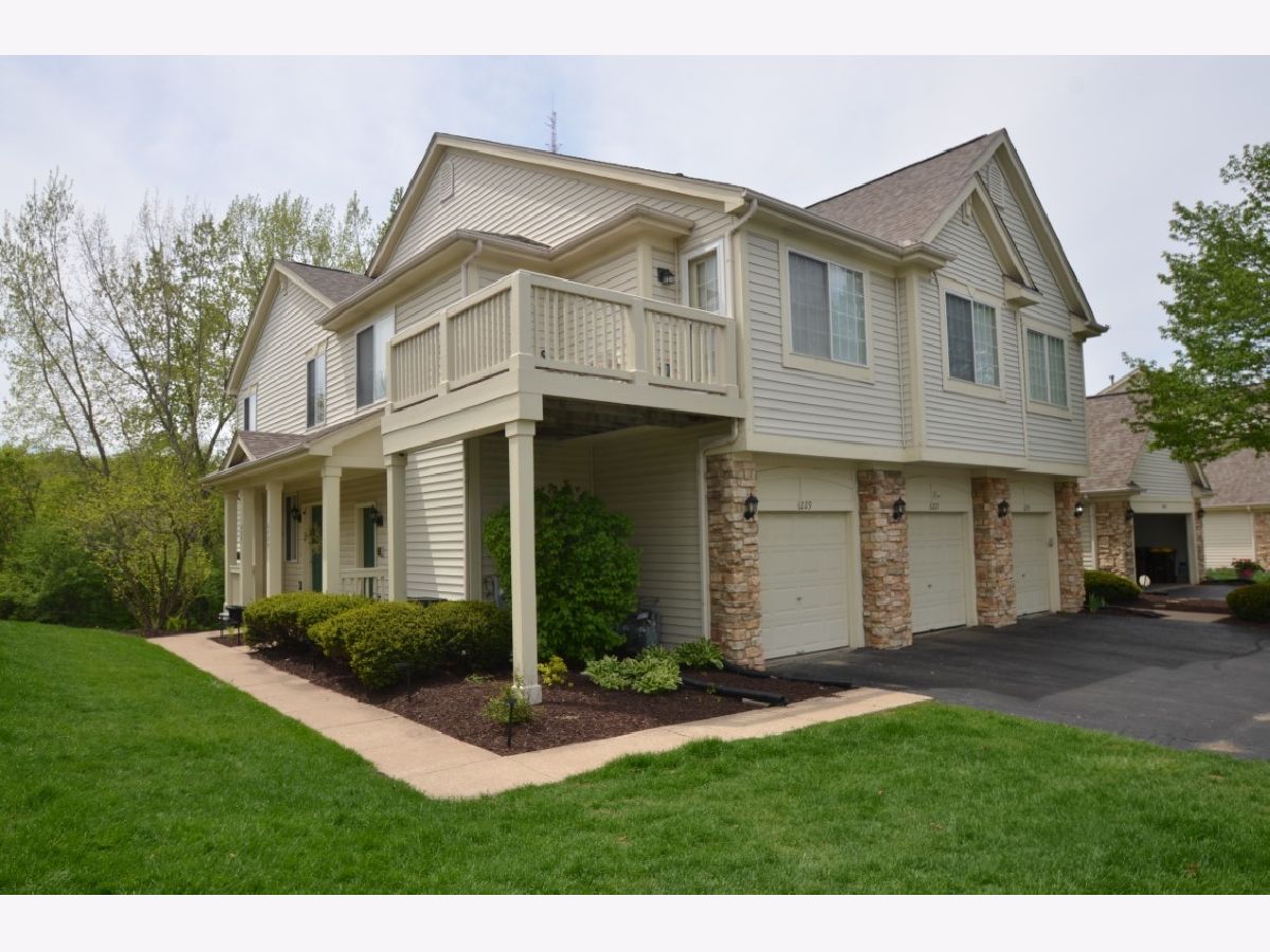 Rented Loves Park Illinois, 6229 Commonwealth
