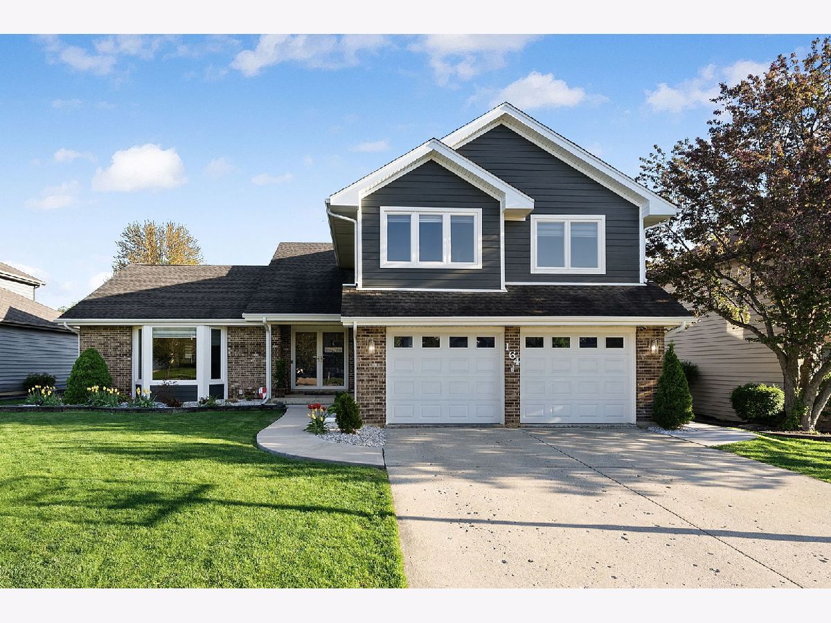 Homes Sold Forest Creek Bartlett Illinois, 164 Wilcox