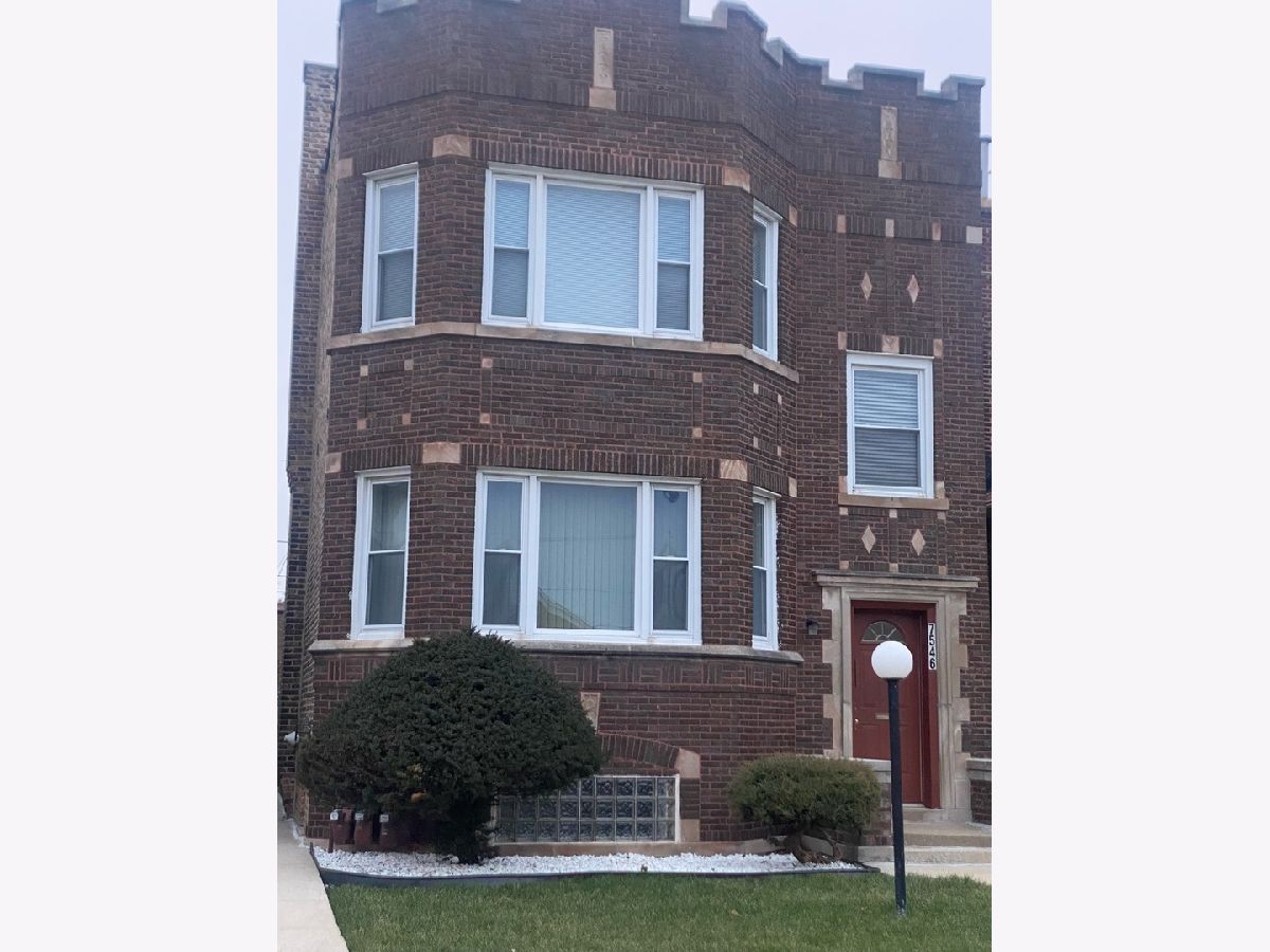  Rented Chicago Illinois, 7546 Marshfield