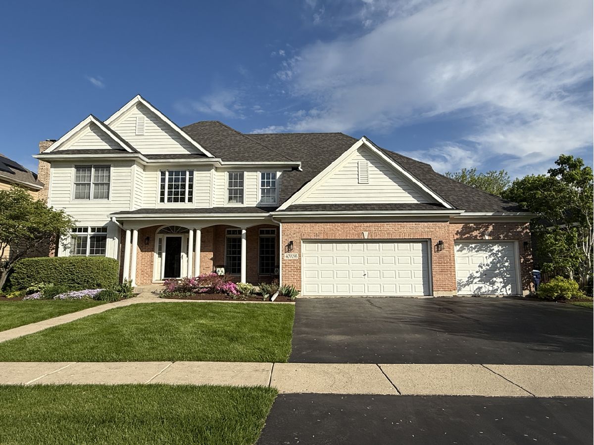 Homes Sold Fox Mill St Charles Illinois, 40W095 Carl Sandburg
