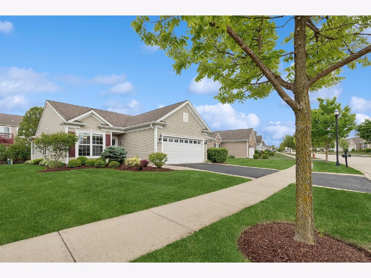 Homes Sold Grand Dominion Mundelein Illinois, 3421 Rockwell