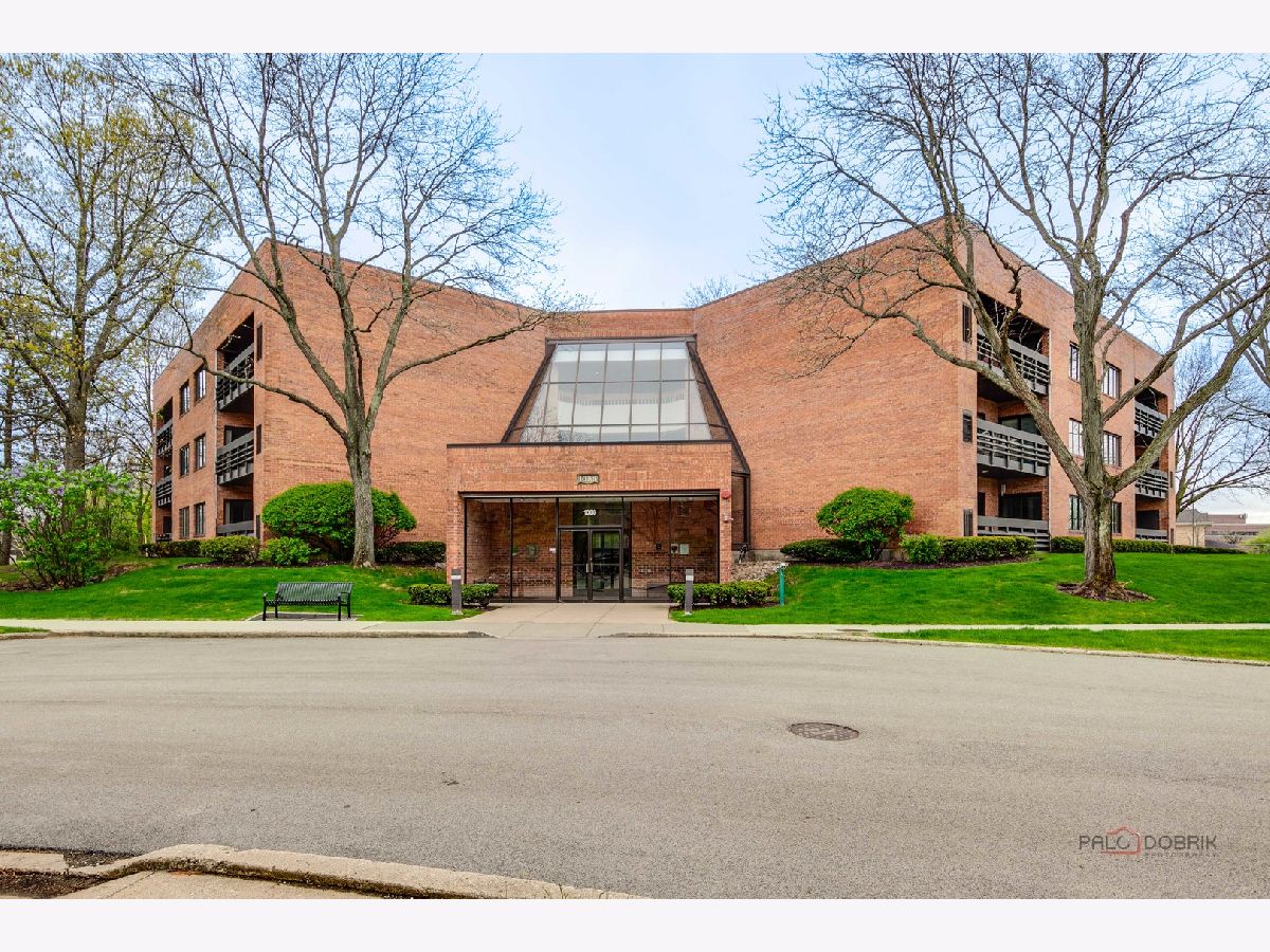 Condominiums Sold Shermer Square Northbrook Illinois, 1088 Shermer