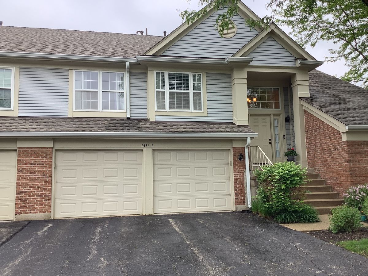 Townhomes & Condos & Homes Sold Fairfax Commons Silvercrest Bartlett Illinois, 1611 Camberley