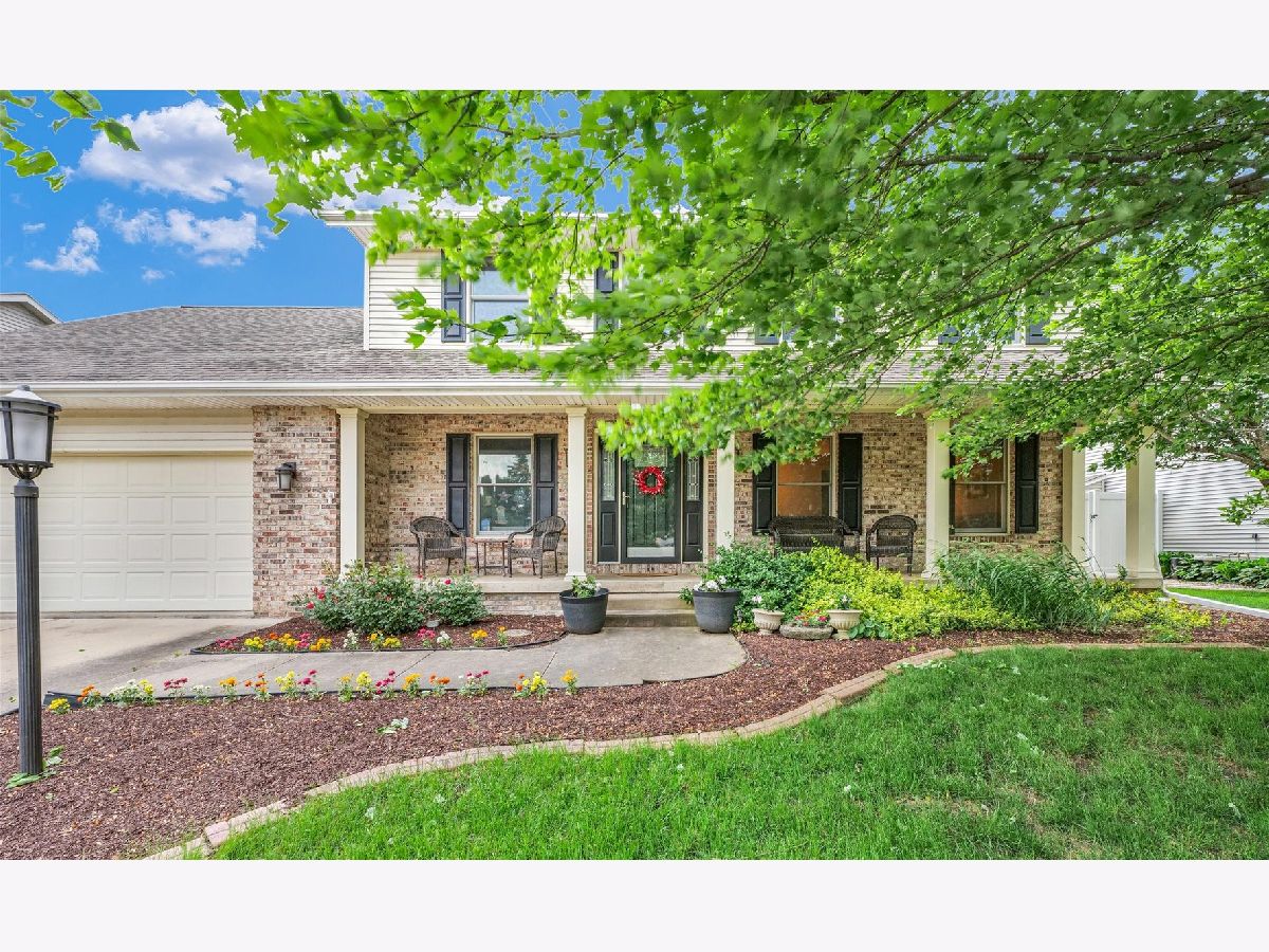 Homes & Condos & Townhomes Sold Cherry Hills Champaign Illinois, 3408 Mill Creek