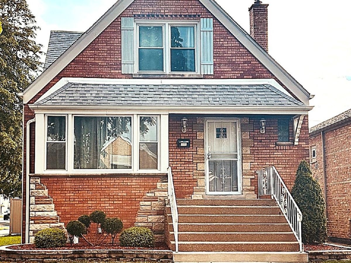  Rented Chicago Illinois, 6758 Karlov