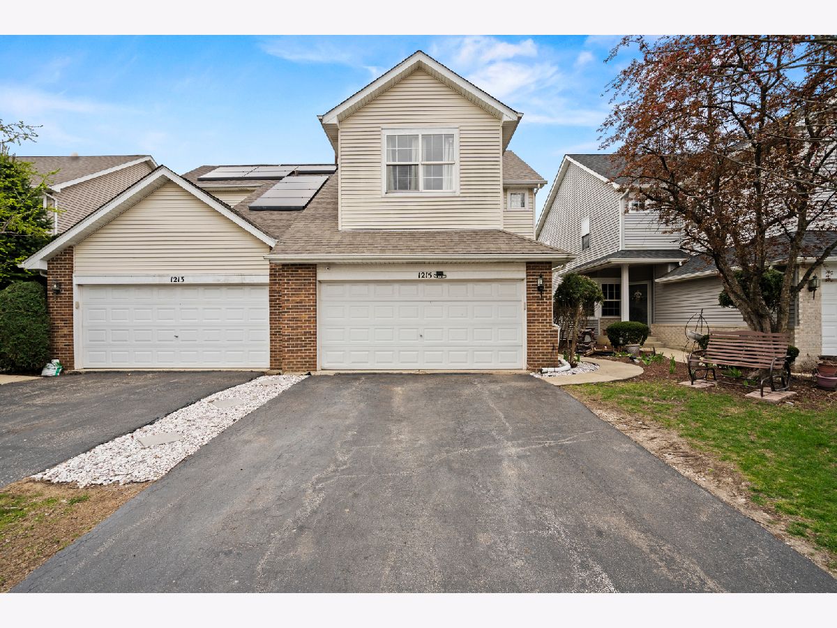 Townhomes & Homes Sold Marquette Landing Romeoville Illinois, 1215 Grand