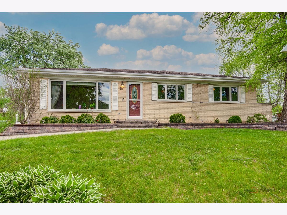 Homes & Condos & Townhomes Sold Lancer Park Schaumburg Illinois, 617 Trent