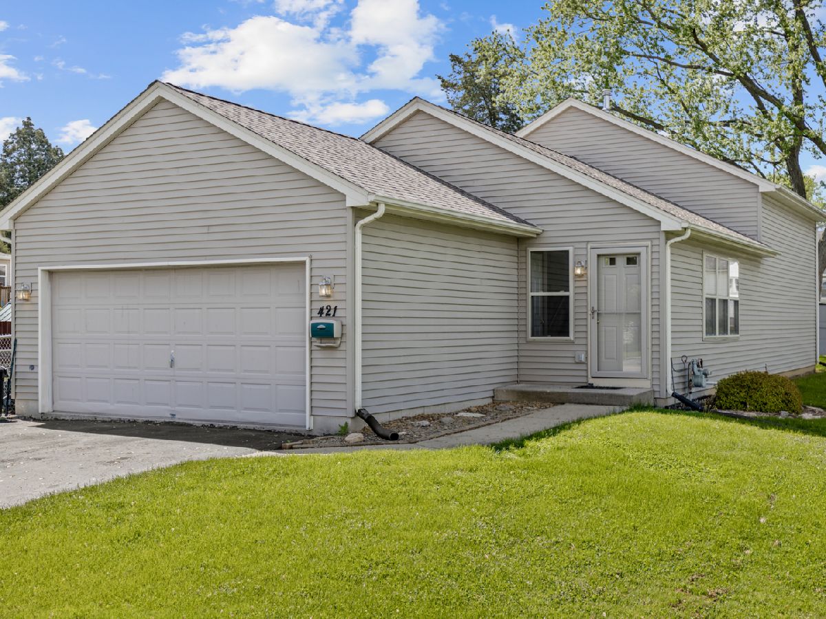 Homes Sold Fox Meadows Woodstock Illinois, 421 Meadow
