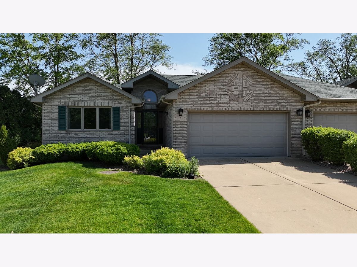  Sold Grant Park Illinois, 5 Hilgert