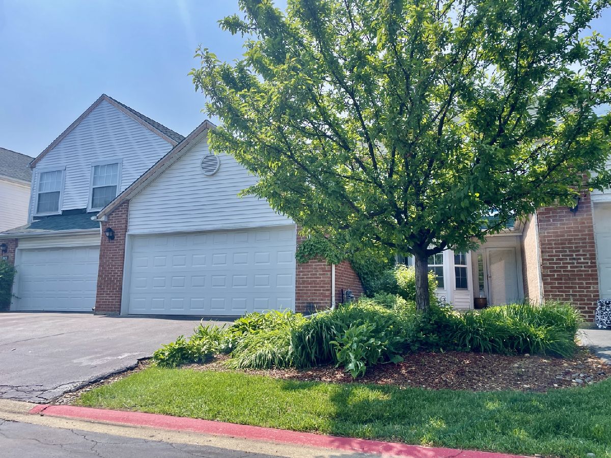 Townhomes & Condos Sold The Hamptons Lake Bluff Illinois, 103 Hemstead