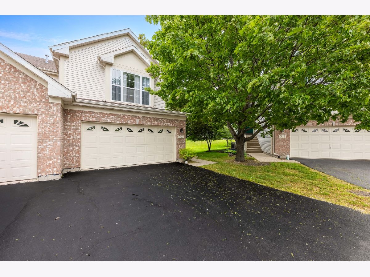 Homes & Townhomes Sold Algonquin Lakes Algonquin Illinois, 307 Lake Gillilan