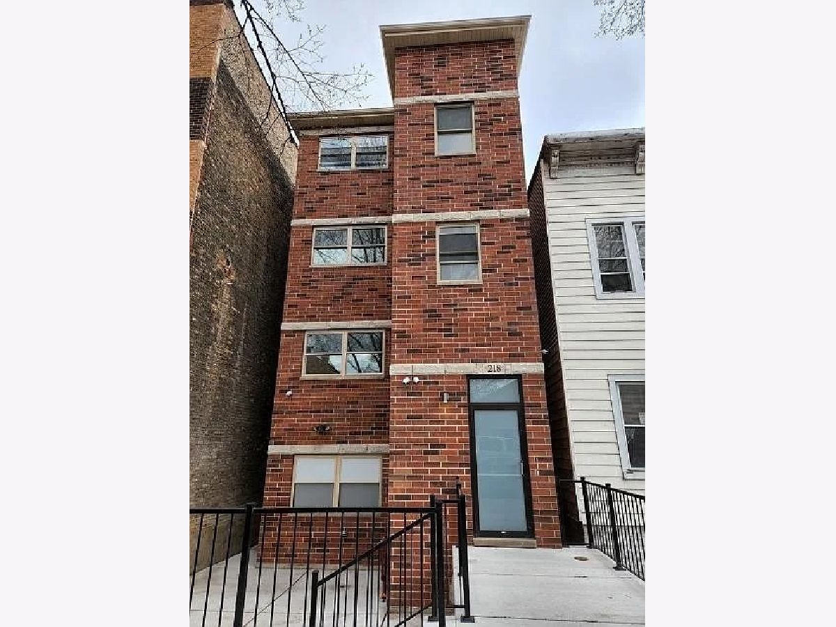  Rented Chicago Illinois, 218 24th