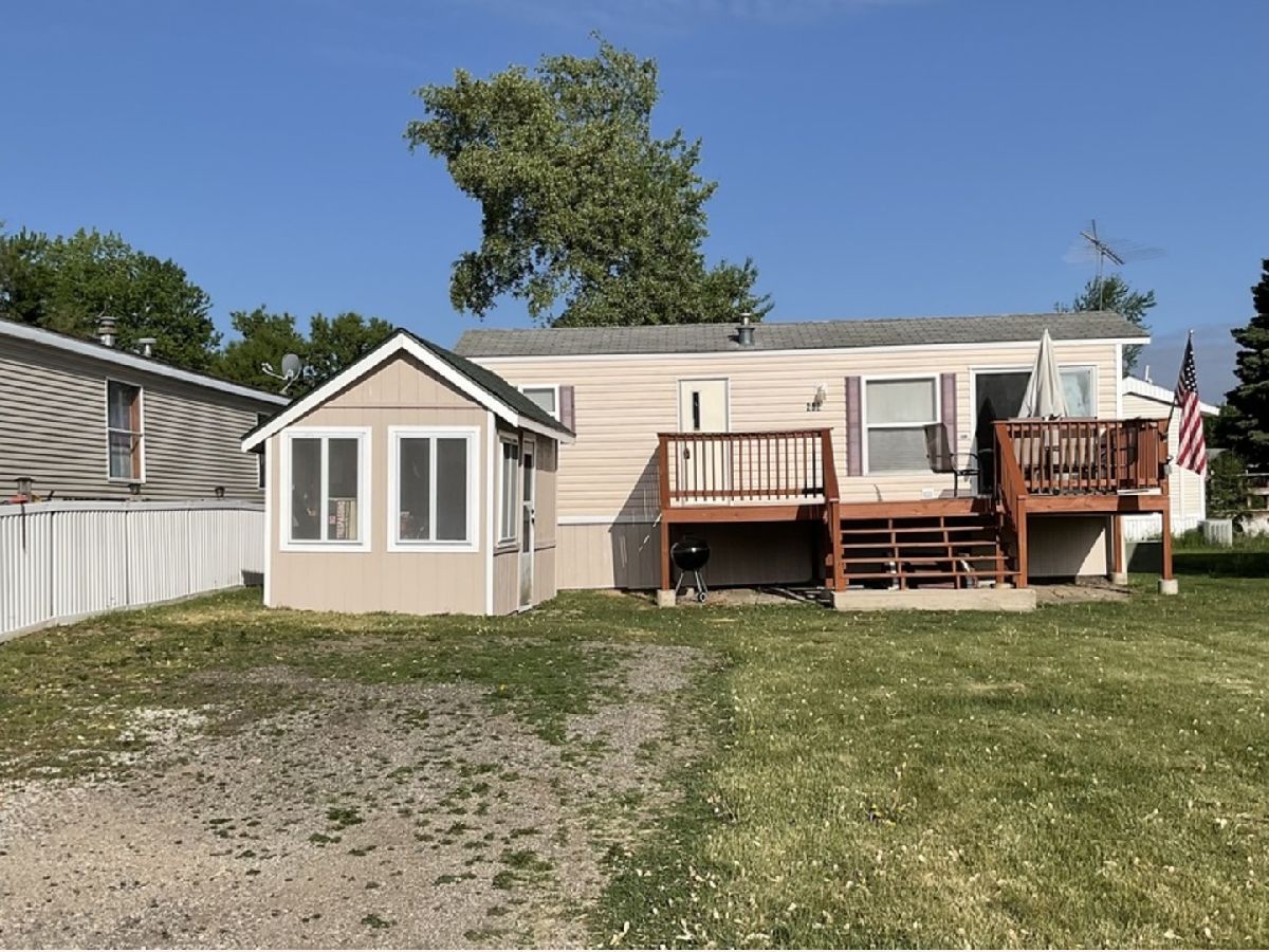 Homes Sold Ports Of Sullivan Lakemoor Illinois, 282 Misty Rdg